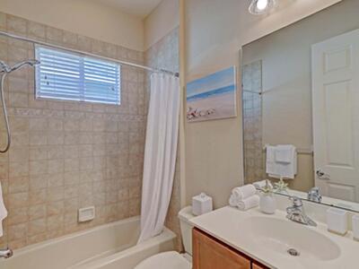 10655 La Strada, West Palm Beach, FL 33401