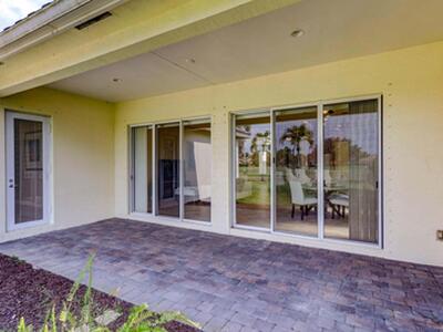 10655 La Strada, West Palm Beach, FL 33401