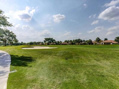 10655 La Strada, West Palm Beach, FL 33401