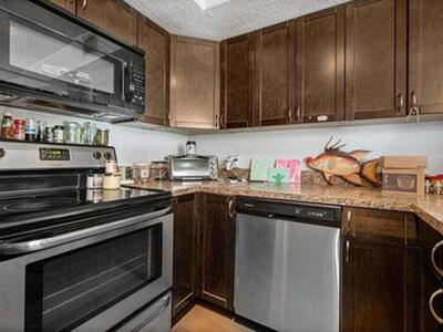 117 Yacht Club Way