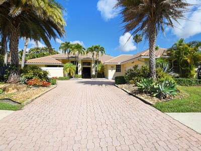 8320 Desmond Drive, Boynton Beach, FL 33472