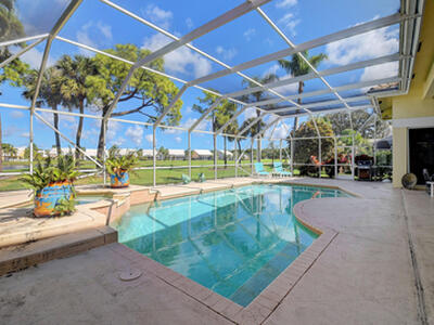 8320 Desmond Drive, Boynton Beach, FL 33472