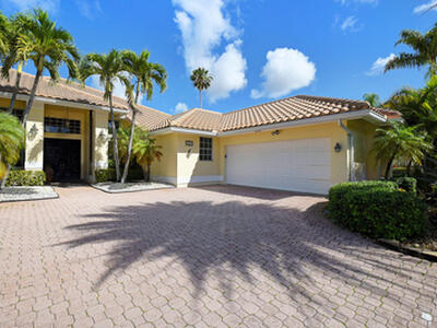 8320 Desmond Drive, Boynton Beach, FL 33472