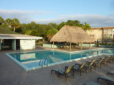 424 SW Natura Avenue, Deerfield Beach, FL 33441