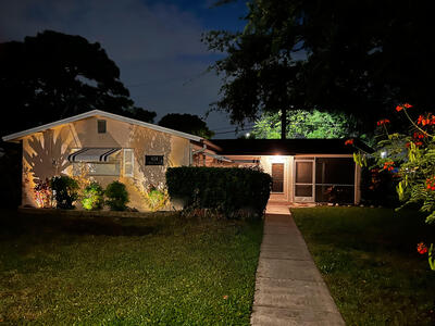 424 SW Natura Avenue, Deerfield Beach, FL 33441