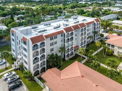 250 NE 20th Street, Boca Raton, FL 33431