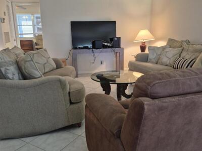 732 South Drive, Delray Beach, FL 33445