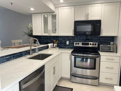 401 Ocean Bluffs Boulevard, Jupiter, FL 33477