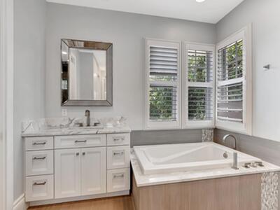 200 NW 10th Street NW, Boca Raton, FL 33432