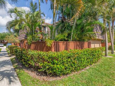 1915 19th Court, Jupiter, FL 33477