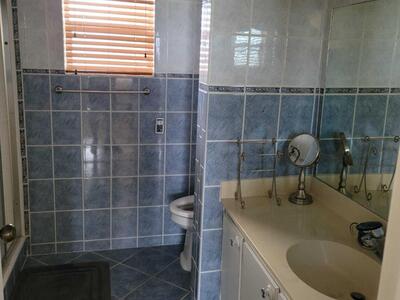 3465 Via Poinciana, Lake Worth, FL 33467