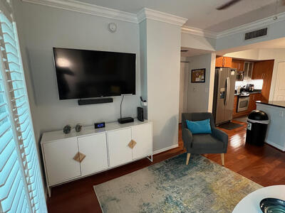 600 S Dixie Highway, West Palm Beach, FL 33401