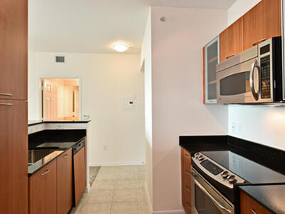 100 NE 6th 508 Street