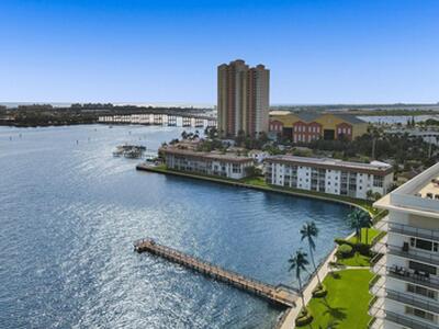 410 Wilma Circle Circle, Riviera Beach, FL 33404