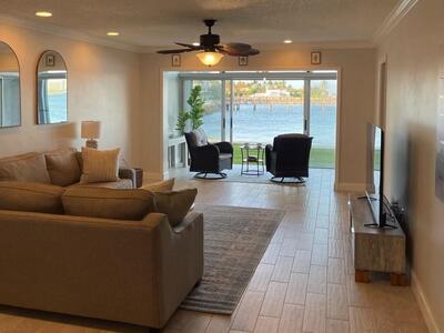 410 Wilma Circle Circle, Riviera Beach, FL 33404