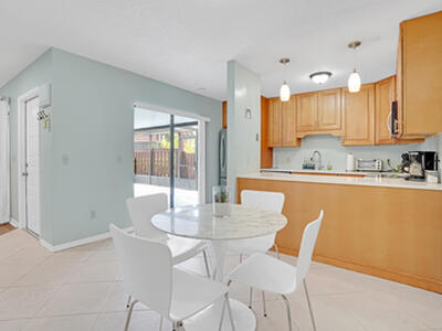 3201 SE Guinevere Lane, Port Saint Lucie, FL 34952