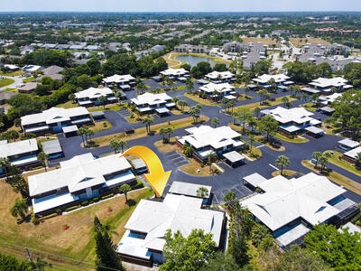 3201 SE Guinevere Lane, Port Saint Lucie, FL 34952