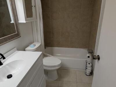 6048 Forest Hill Boulevard, West Palm Beach, FL 33415