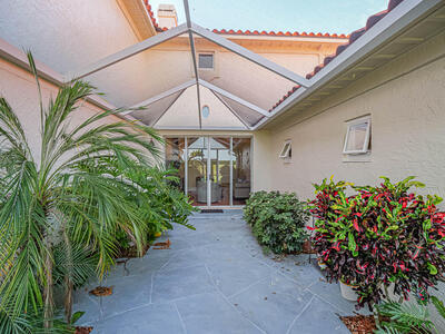 1456 Saint Davids Lane, Vero Beach, FL 32967