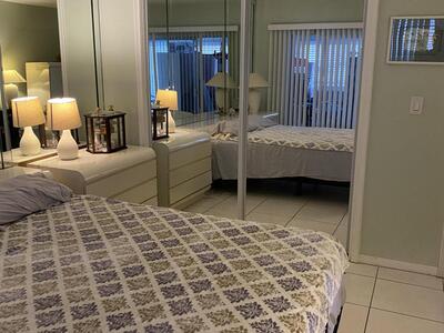 2121 NE 42nd Court, Lighthouse Point, FL 33064