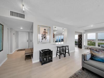 2066 N Ocean Boulevard, Boca Raton, FL 33431