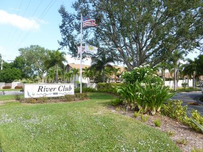 1600 NE Dixie Highway, Jensen Beach, FL 34957