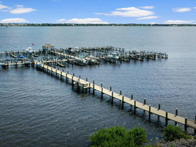 1600 NE Dixie Highway, Jensen Beach, FL 34957