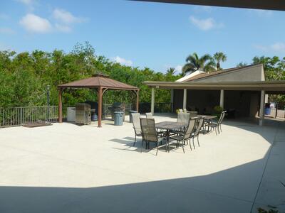 1600 NE Dixie Highway, Jensen Beach, FL 34957