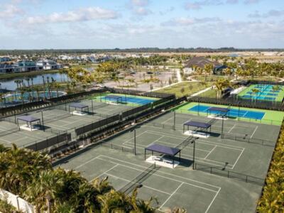 10393 Northbrook Circle, Palm Beach Gardens, FL 33412