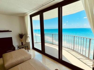 5420 N Ocean Drive, Singer Island, FL 33404