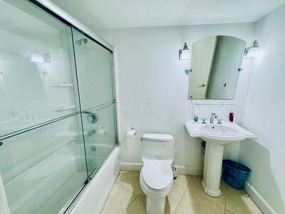 5420 N Ocean Drive, Singer Island, FL 33404