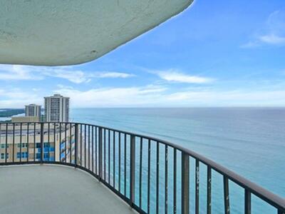 5420 N Ocean Drive, Singer Island, FL 33404