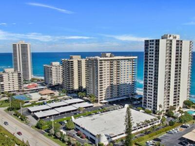 5420 N Ocean Drive, Singer Island, FL 33404