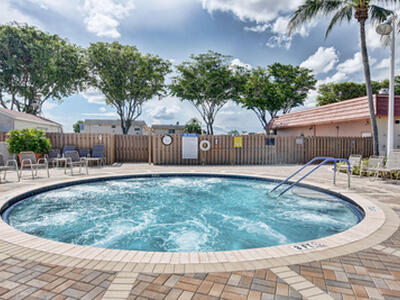 492 Saxony K, Delray Beach, FL 33446