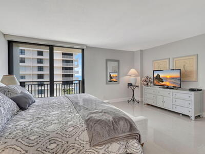 5460 N Ocean Drive, Singer Island, FL 33404
