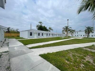 4393 Windsor Avenue, West Palm Beach, FL 33407