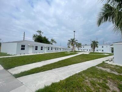4393 Windsor Avenue, West Palm Beach, FL 33407
