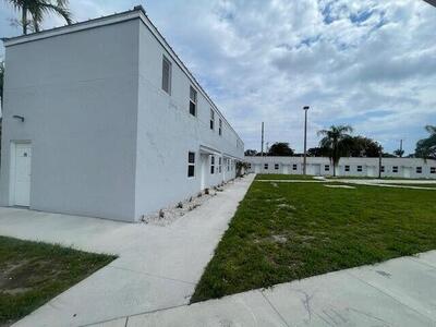 4393 Windsor Avenue, West Palm Beach, FL 33407