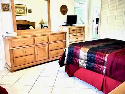 625 Burgundy N, Delray Beach, FL 33484