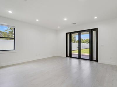 17780 Thelma Avenue, Jupiter, FL 33458