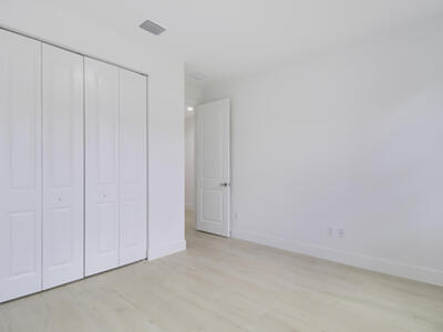 17780 Thelma Avenue, Jupiter, FL 33458
