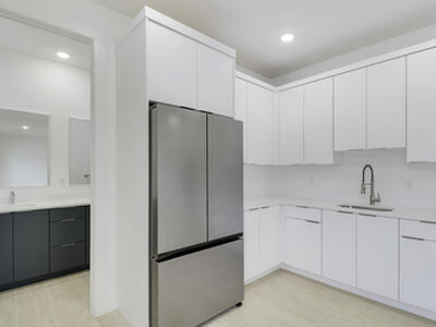 17780 Thelma Avenue, Jupiter, FL 33458