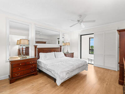 7546 La Paz Boulevard, Boca Raton, FL 33433