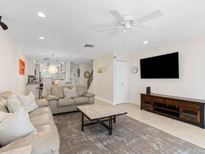 842 SE 19th Avenue, Deerfield Beach, FL 33441