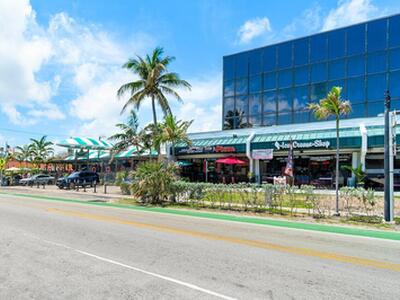 842 SE 19th Avenue, Deerfield Beach, FL 33441