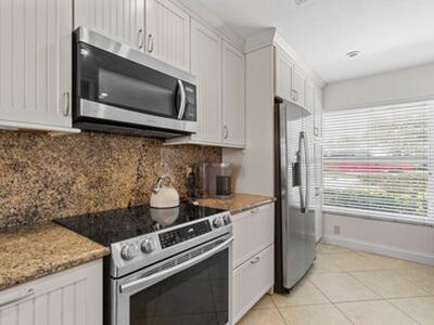 842 SE 19th Avenue, Deerfield Beach, FL 33441