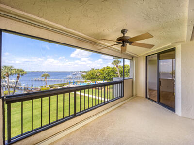 625 NW North River Drive, Stuart, FL 34994