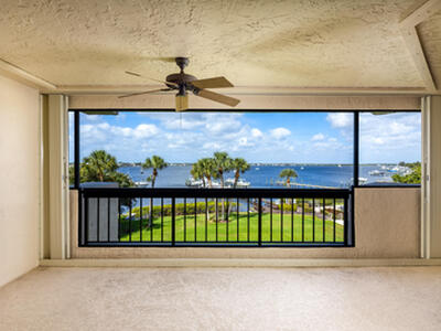 625 NW North River Drive, Stuart, FL 34994