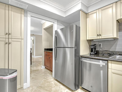 3301 S Ocean Boulevard, Highland Beach, FL 33487