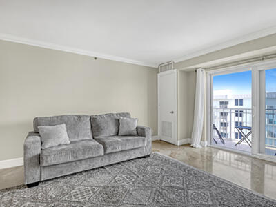 3301 S Ocean Boulevard, Highland Beach, FL 33487